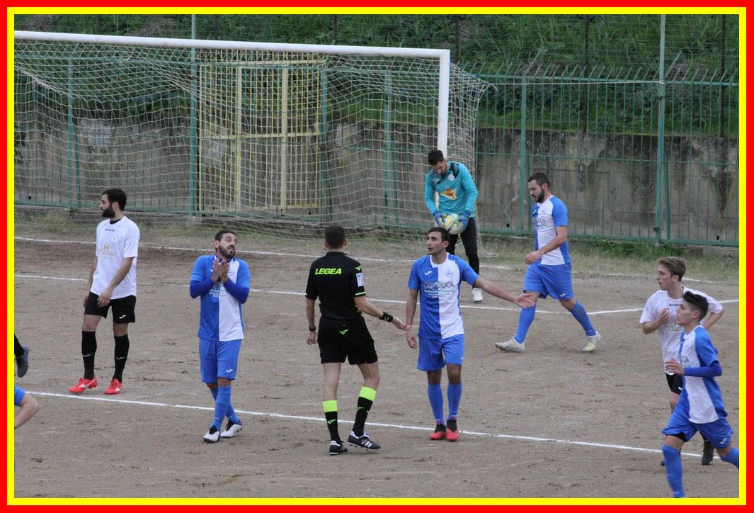 IMG_9884_tn.jpg