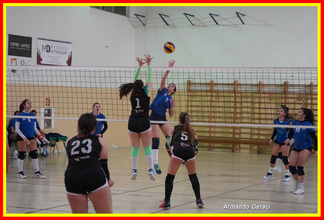 230123_Cefalu_Kunos_U18F_077.jpg