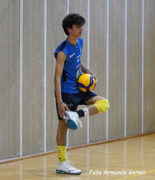 DSC00085y_tn.jpg