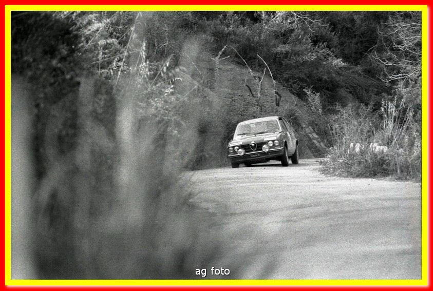 1975p07013_tn.jpg