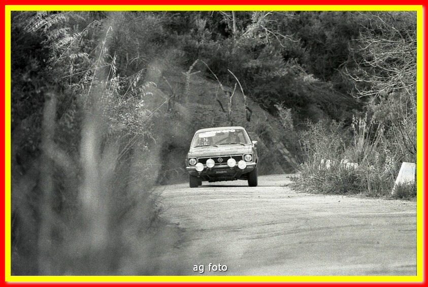 1975p07014_tn.jpg
