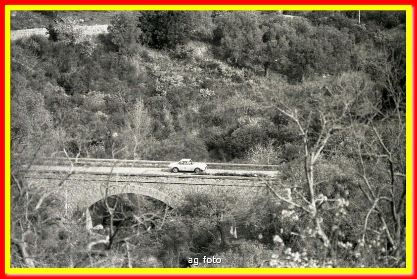 1975p07022_tn.jpg