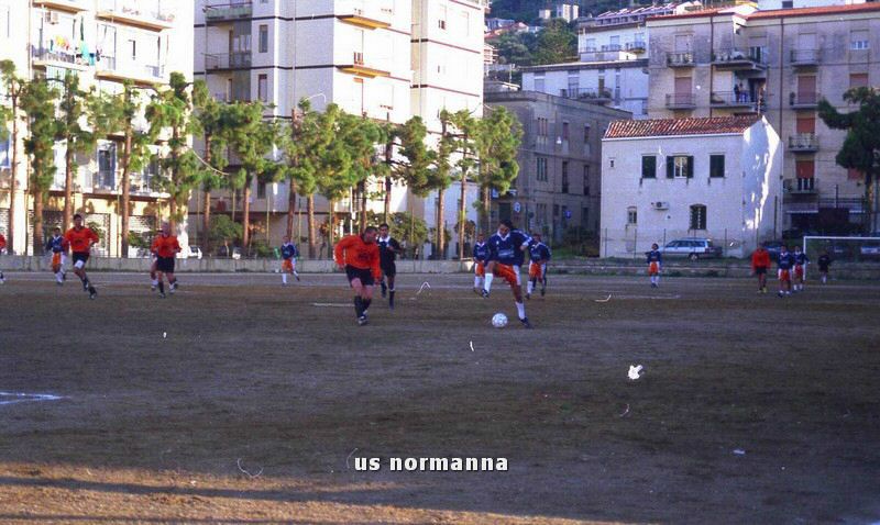 1999p45030_tn_tm.jpg