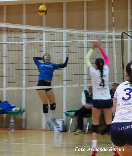 DSC08950y_tn.jpg